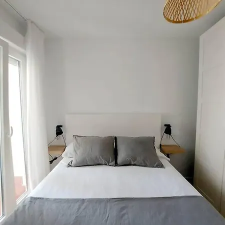 Flat Close To The Centre