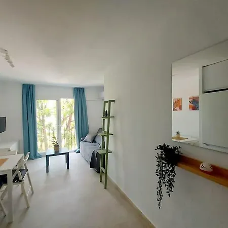 Flat Close To The Centre Apartment *